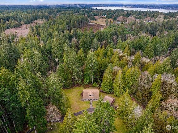 3rd image of 2530 86th Ave NW