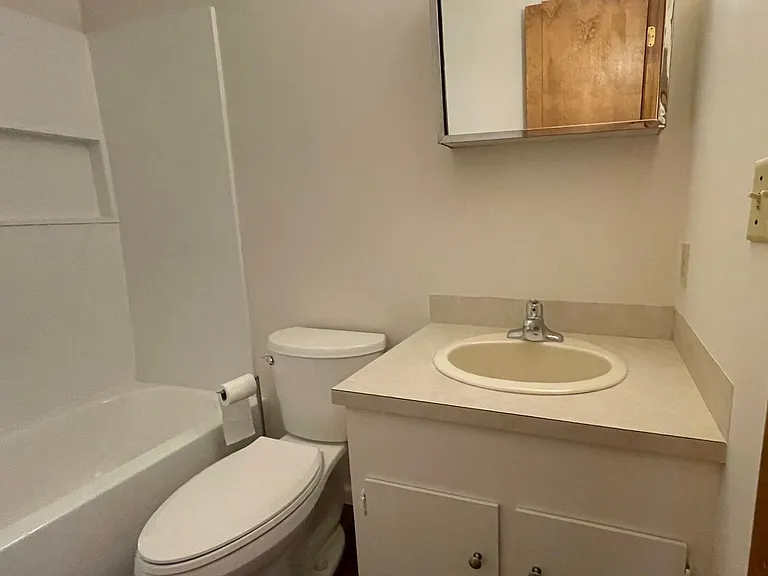 400 Cranbrook Ave SE #13 — Photo 5