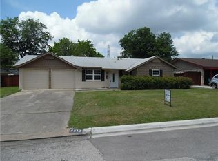 4613 Madella St, Haltom City, TX 76117