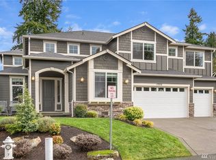 17932 Circle Dr, Bothell, WA 98011
