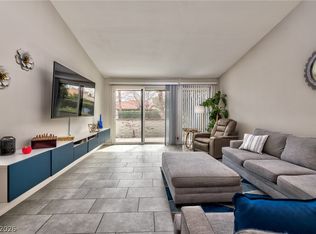 2461 El Paseo Cir, Paradise, NV 89121