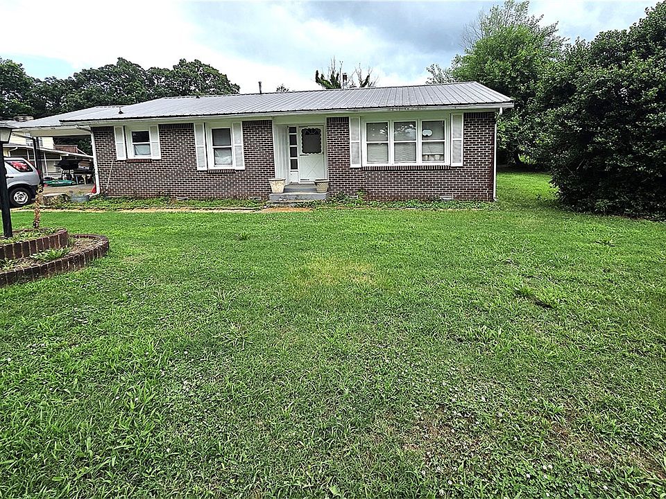 1st image of 113 Pleasant Ave