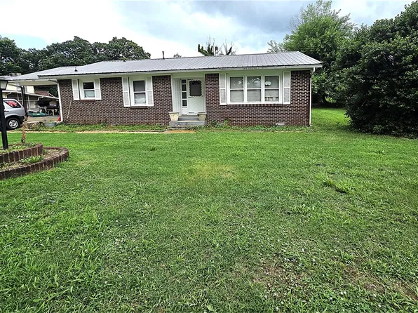 113 Pleasant Ave, Berryville, AR 72616