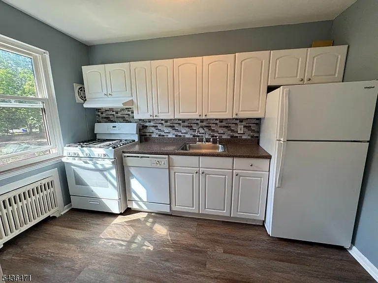 803A Mountain Ave — Photo 5