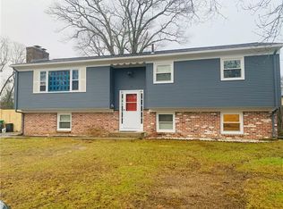 78 Marshall Ave, Warwick, RI 02886