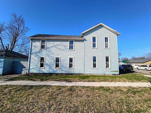 3rd image of 328 Jay St