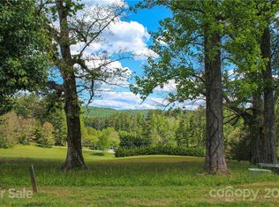 183 Avirea Dr #4, Hendersonville, NC 28739