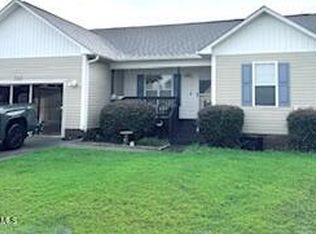 202 Oak Ridge Ln, Holly Ridge, NC 28445