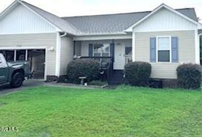 202 Oak Ridge Lane, Holly Ridge, NC, 28445
