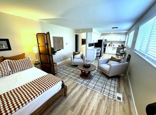 2220 E Murray Holladay Rd APT 110, Holladay, UT 84117