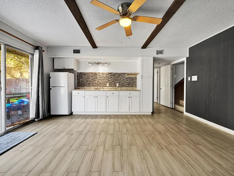 11506 Whisper Cir — Photo 24