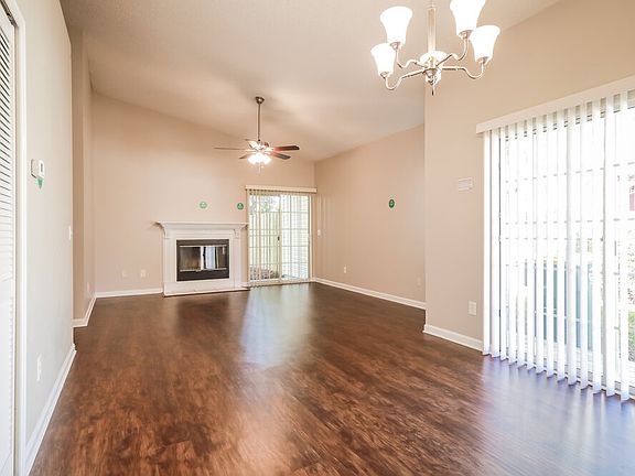 5th image of 1634 Ashmore Green Dr