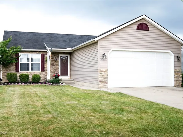 38181 Pelican Lake Dr, North Ridgeville, OH 44039