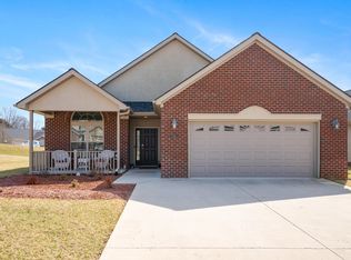 45 Gavins Ct NW, Christiansburg, VA 24073