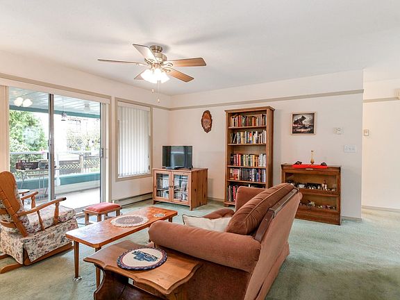 5th image of 7500 Columbia St #504
