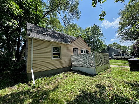 4th image of 1483 S Annabelle St