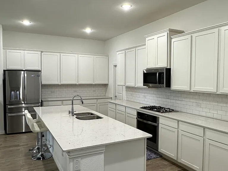 1200 Sassafras Dr — Photo 5