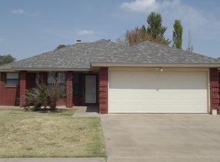 2304 94th St, Lubbock, TX 79423