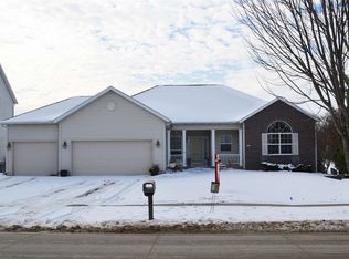 2030 Newcastle Rd, Marion, IA 52302