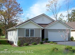 293 Highland Golf Dr, Flat Rock, NC 28731