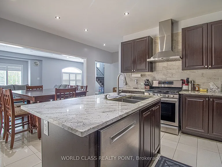 67 Turnerbury Ave — Photo 15