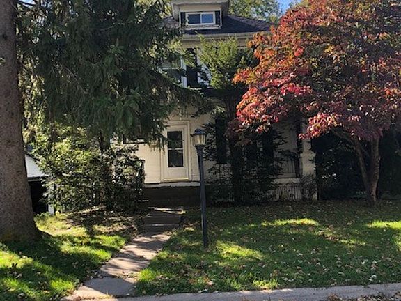 3rd image of 2506 33rd Ave