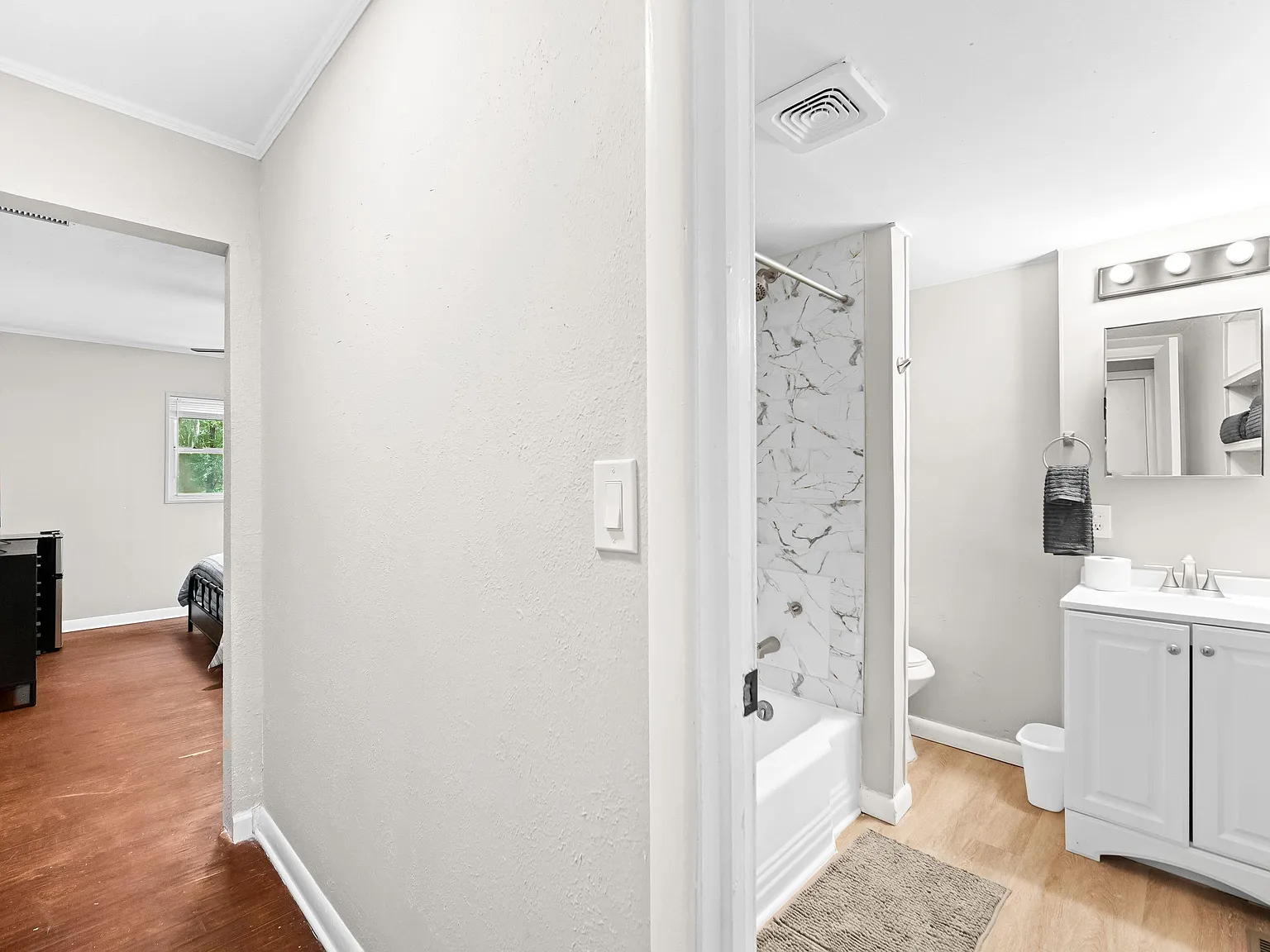 4 bed, 6.0 bath, 2353 sqft, $1,048 — Photo 4