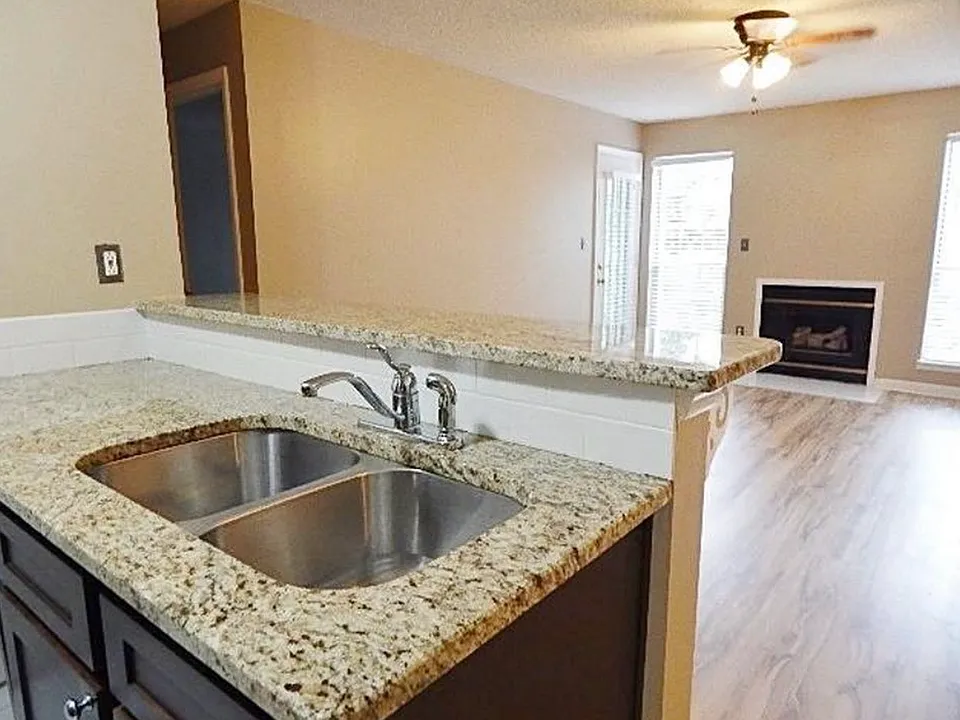 419 Granville Ct #419