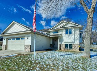 1214 Eddy St, Hastings, MN 55033