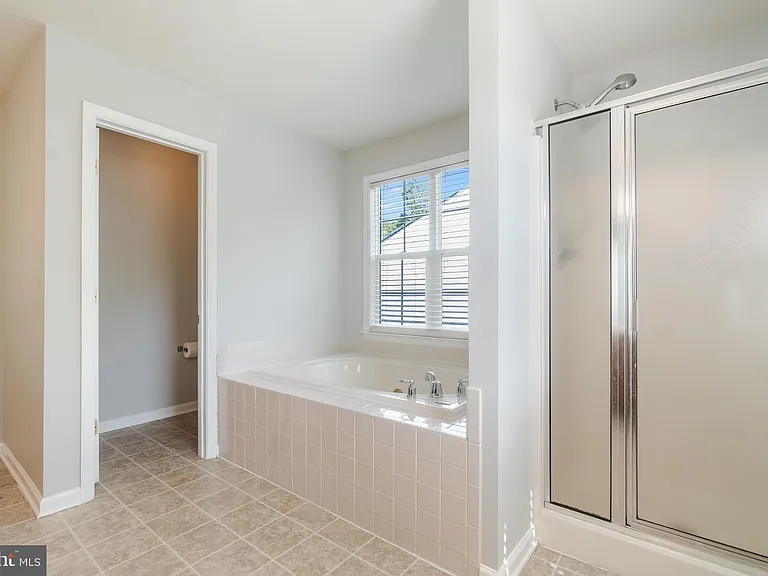 3603 Carolina Ct — Photo 17