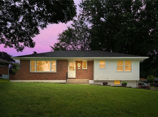 701 N Apache Dr, Independence, MO 64056
