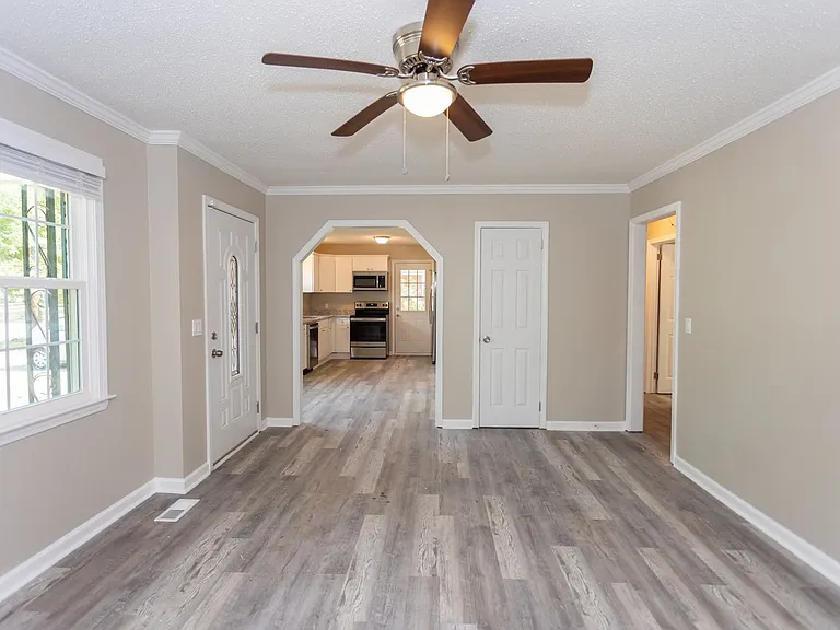 216 Lemmon St — Photo 6