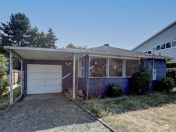 2nd image of 702 N Le Lou WA Place NE