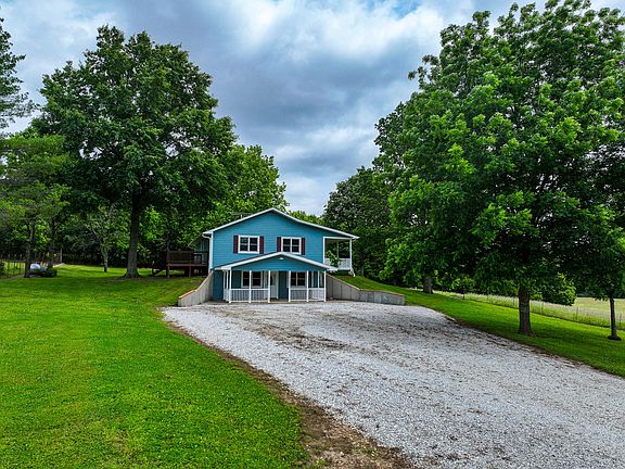 2nd image of 5855 SE 981 Private Rd Road