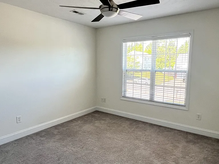 116 Grover Pl — Photo 46