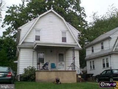 102 W Cedar Ave, Oaklyn, NJ, 08107