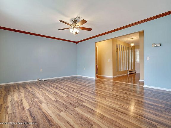 5th image of 134 San Carlos St