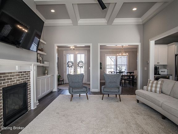 5th image of 3400 Meadow Bluff Way