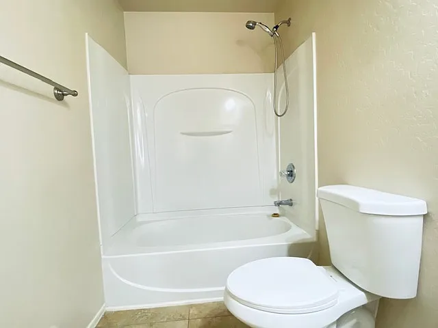 11624 N 151st Ln — Photo 7