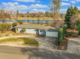 6941 Riverside Dr, Redding, CA 96001