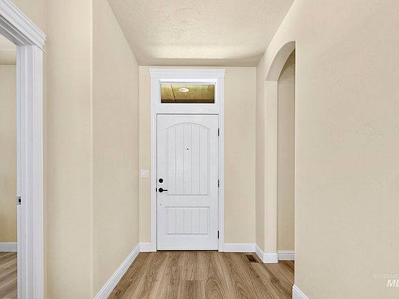 5th image of 1928 Ridge Way