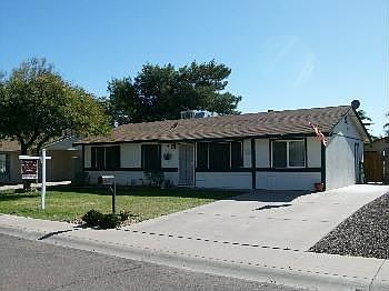 1st image of 905 W Tulane Dr