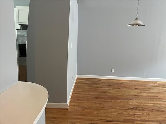3rd image of 8715 Meadowcroft Dr Unit 1602