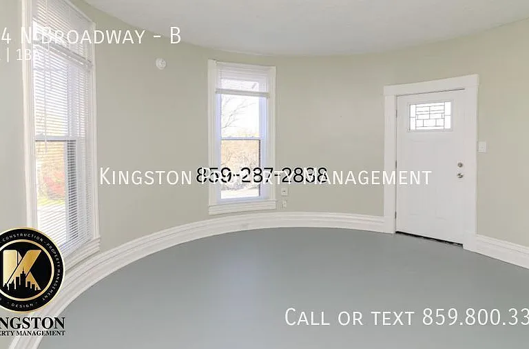 544 N Broadway St #B — Photo 9