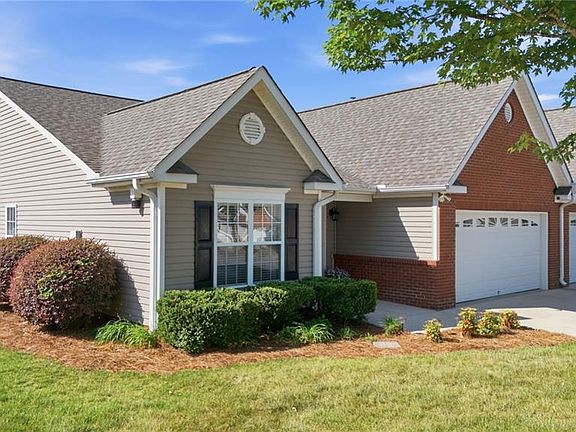 2nd image of 2158 Rosemont Dr