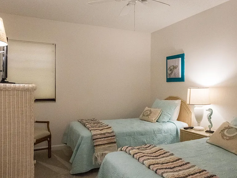 5611 Gulf Of Mexico Dr #202 — Photo 10