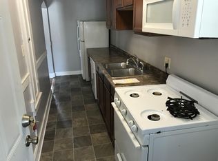 2831 Center St APT 3, Des Moines, IA 50312