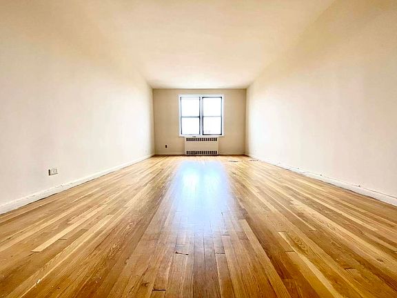 4th image of 66-20 Wetherole St #6H