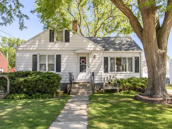 279 E Arndt STREET, Fond Du Lac, WI 54935