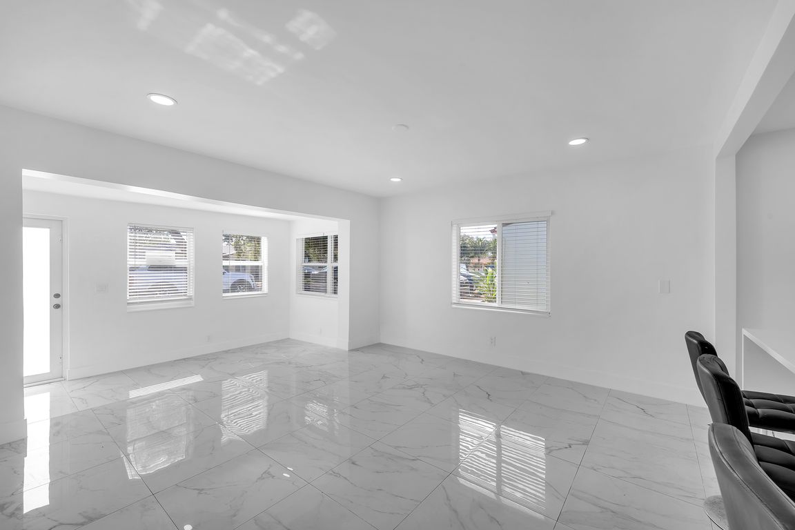 next background image